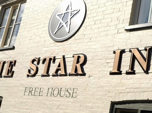 https://www.thestarinn1744.co.uk/restaurant/ website