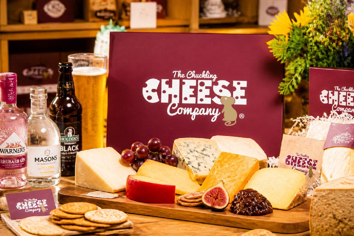 https://www.chucklingcheese.co.uk/ website